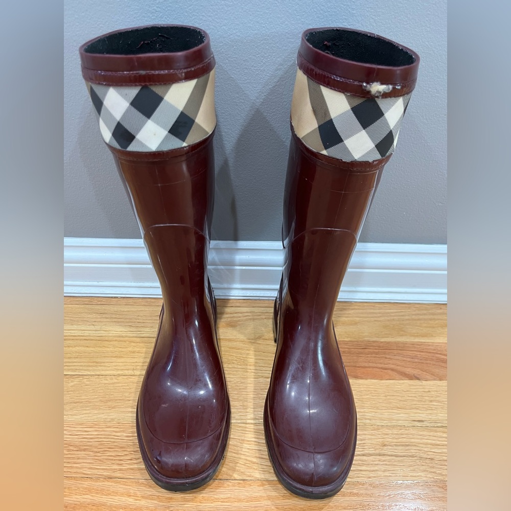 Burberry Crosshill Rain Boots